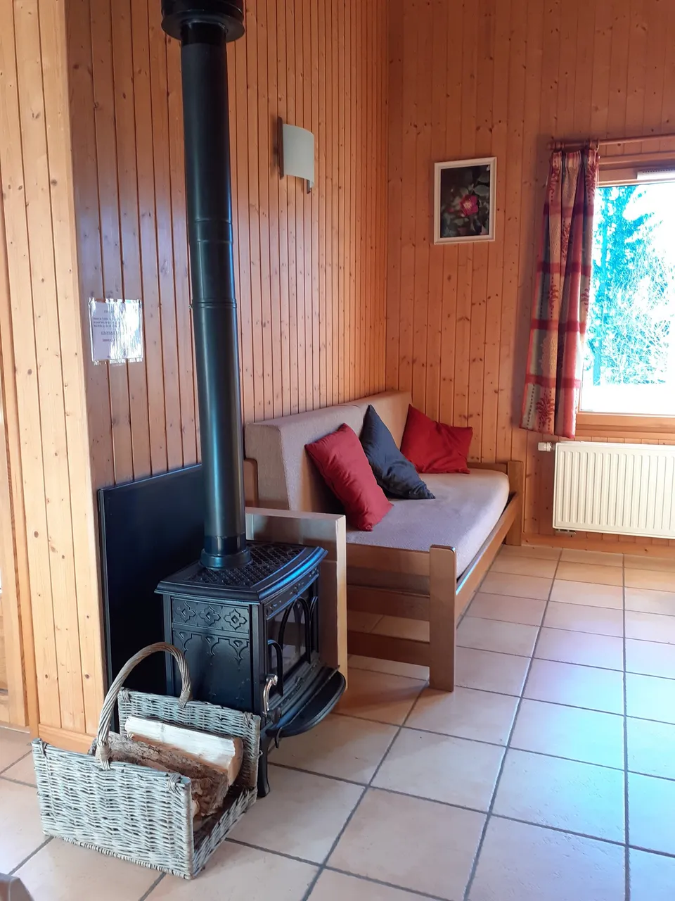 Poêle à bois – Chalet Églantine (1)