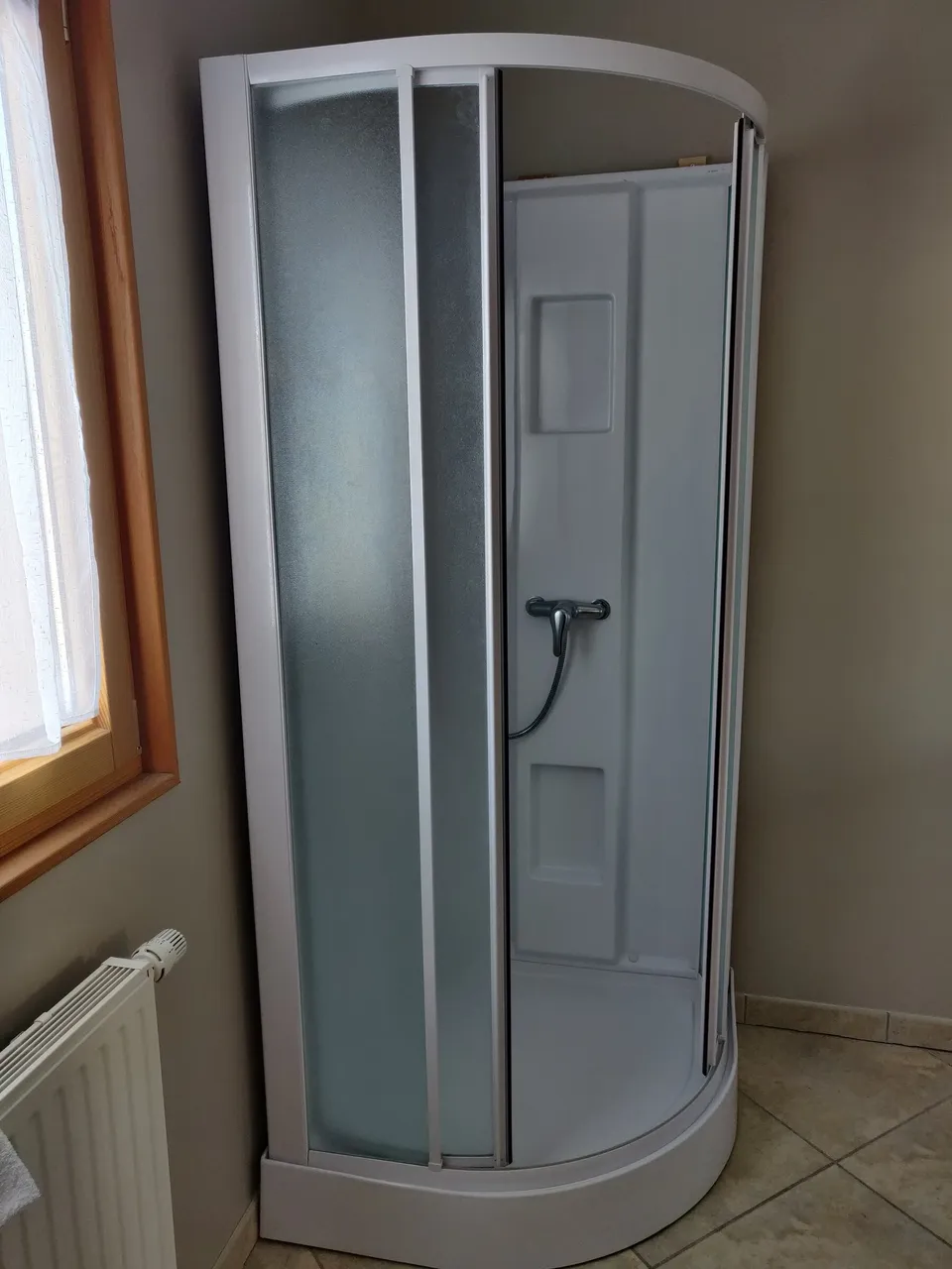 Première salle de bain – Gîte Edelweiss (3)