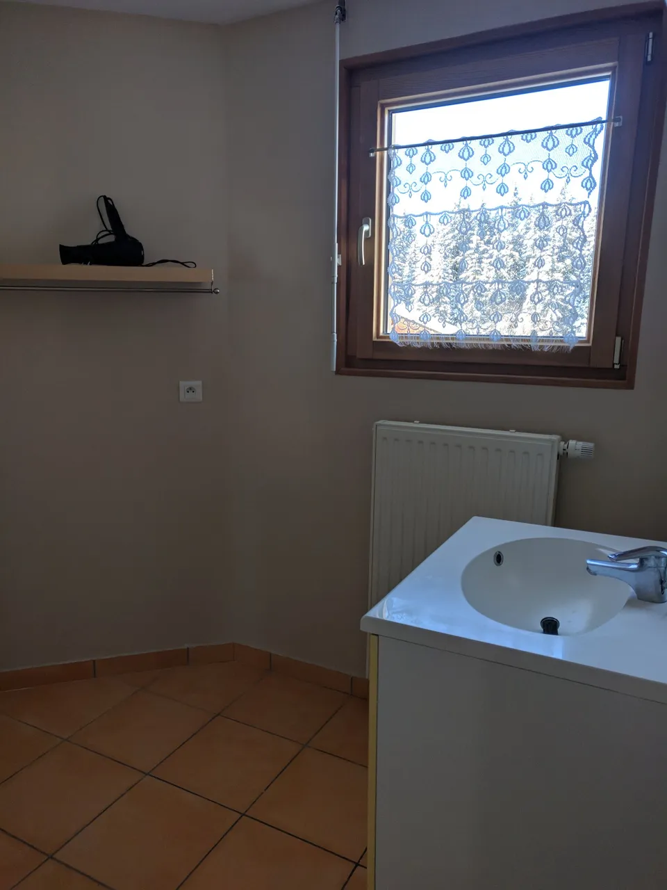 Seconde salle de bain – Gîte Edelweiss (2)